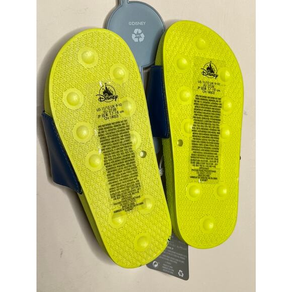 NWT DISNEY STAR WARS Grogu Swim Trunks Rashguard and Slides Set - Picture 4 of 8